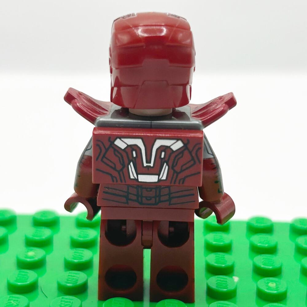 Official Lego Marvel Iron Man Silver Centurion Armor Minifigure EUC - Picture 5 of 6
